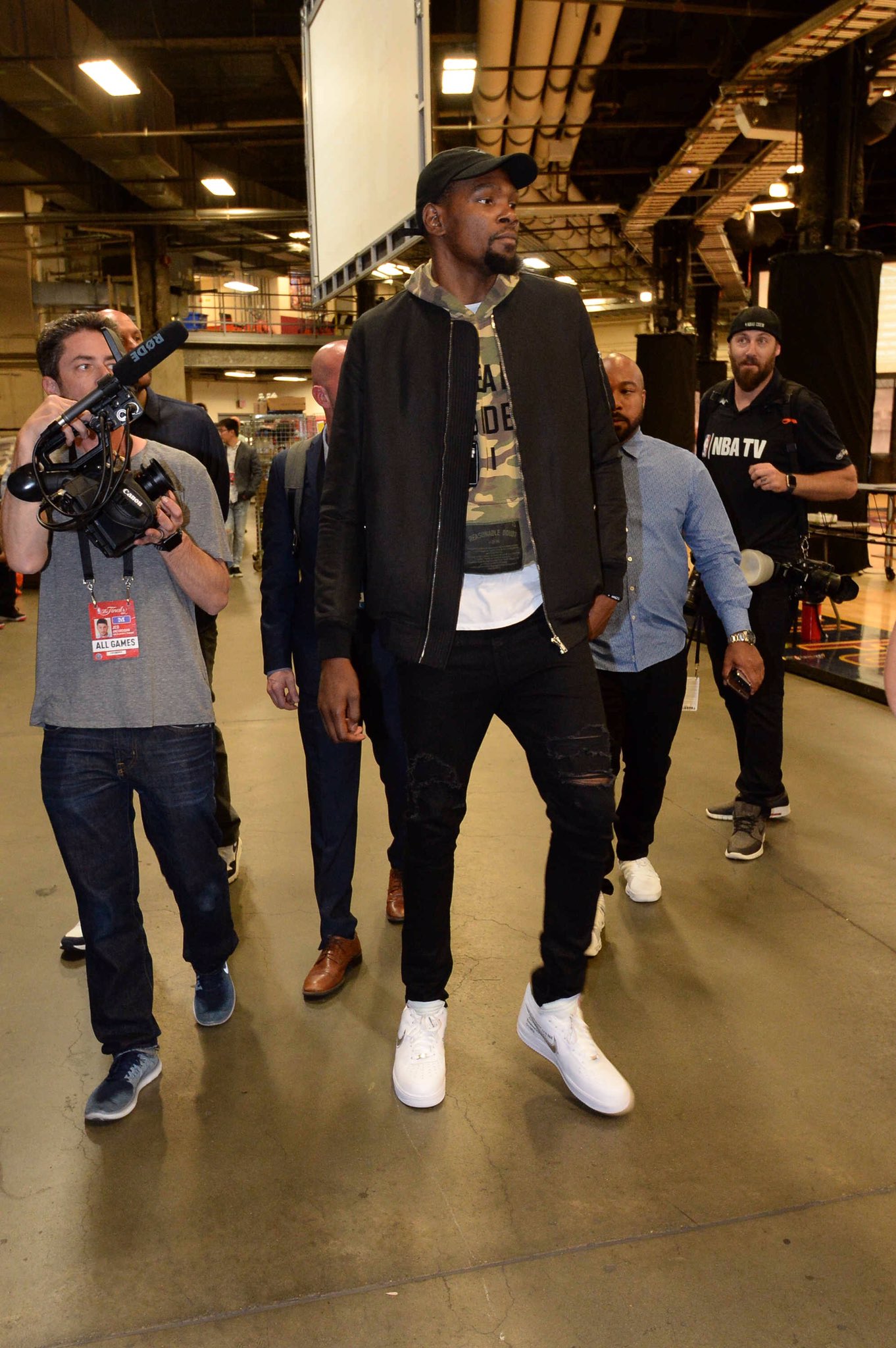 勇士两大败 勇士两大败